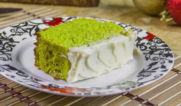 green carrot sponge cake