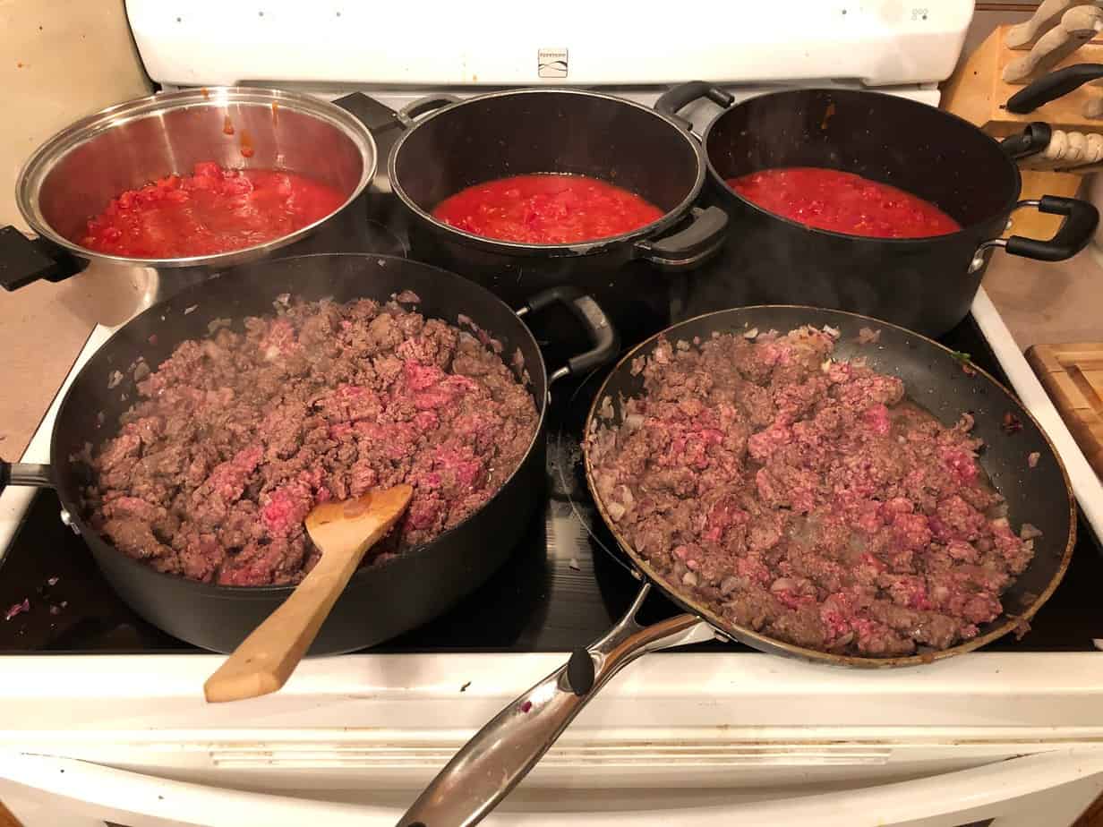 Chili batch cooking for a family