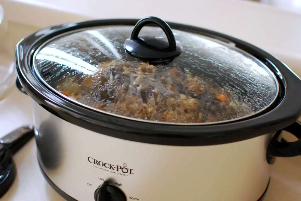 Do all slow cookers get hot on the outside | 3 Best cool touch ...