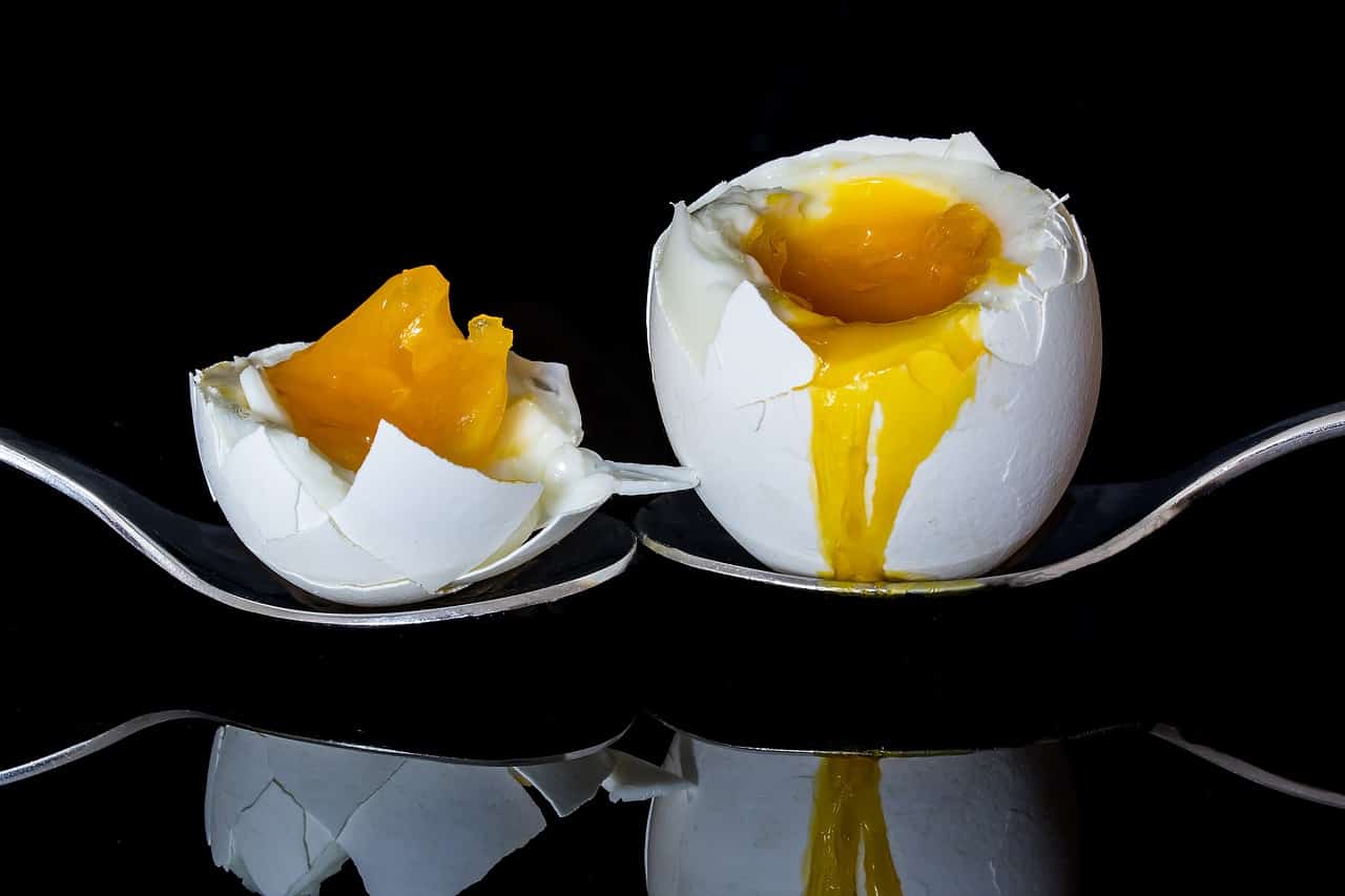 Soft boiled eggs on induction cooktop