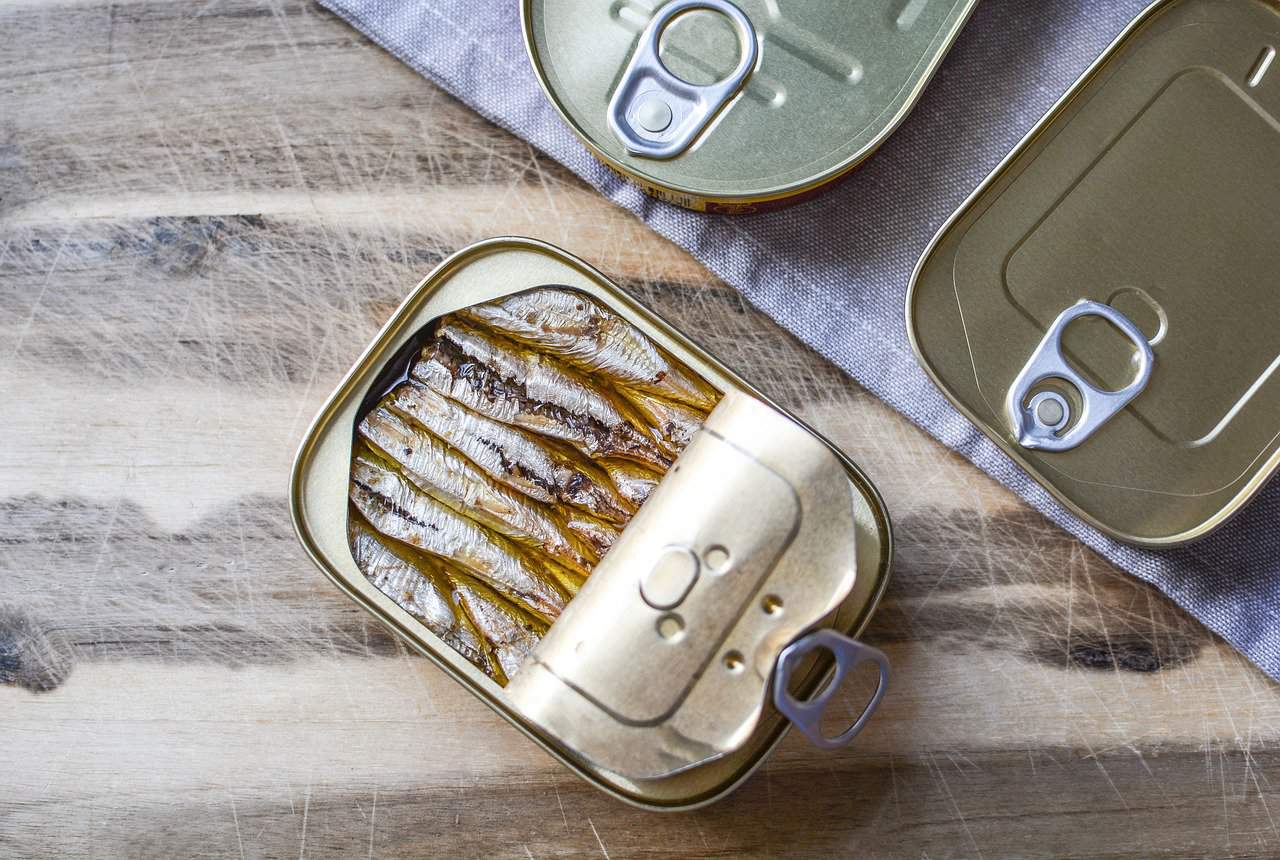 Can you eat oil from canned sardines