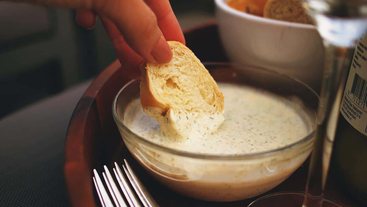 Substitute for lemon juice in aioli