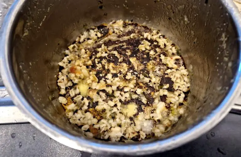 How to remove burnt smell from food 10 ways that will save your dish