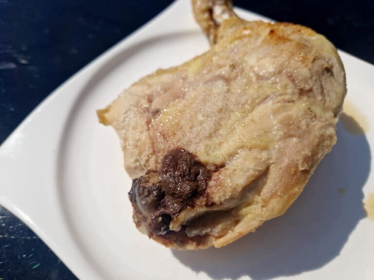 Why is blood coming out of chicken while cooking is it safe Pro