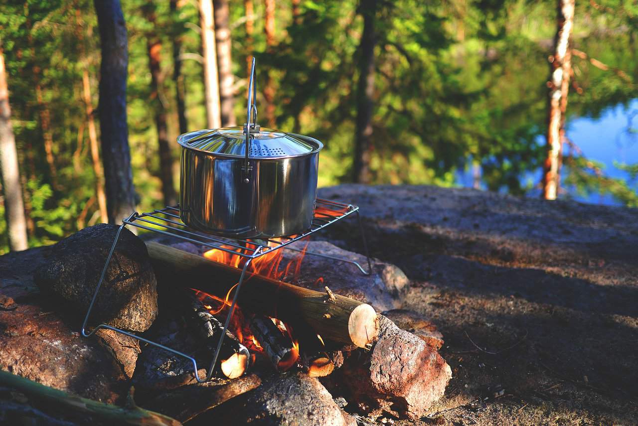 unique outdoor cooking methods